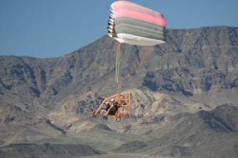Dave's Outdoor Adventures offers flexible, safe, professional flight training for powered parachutes.